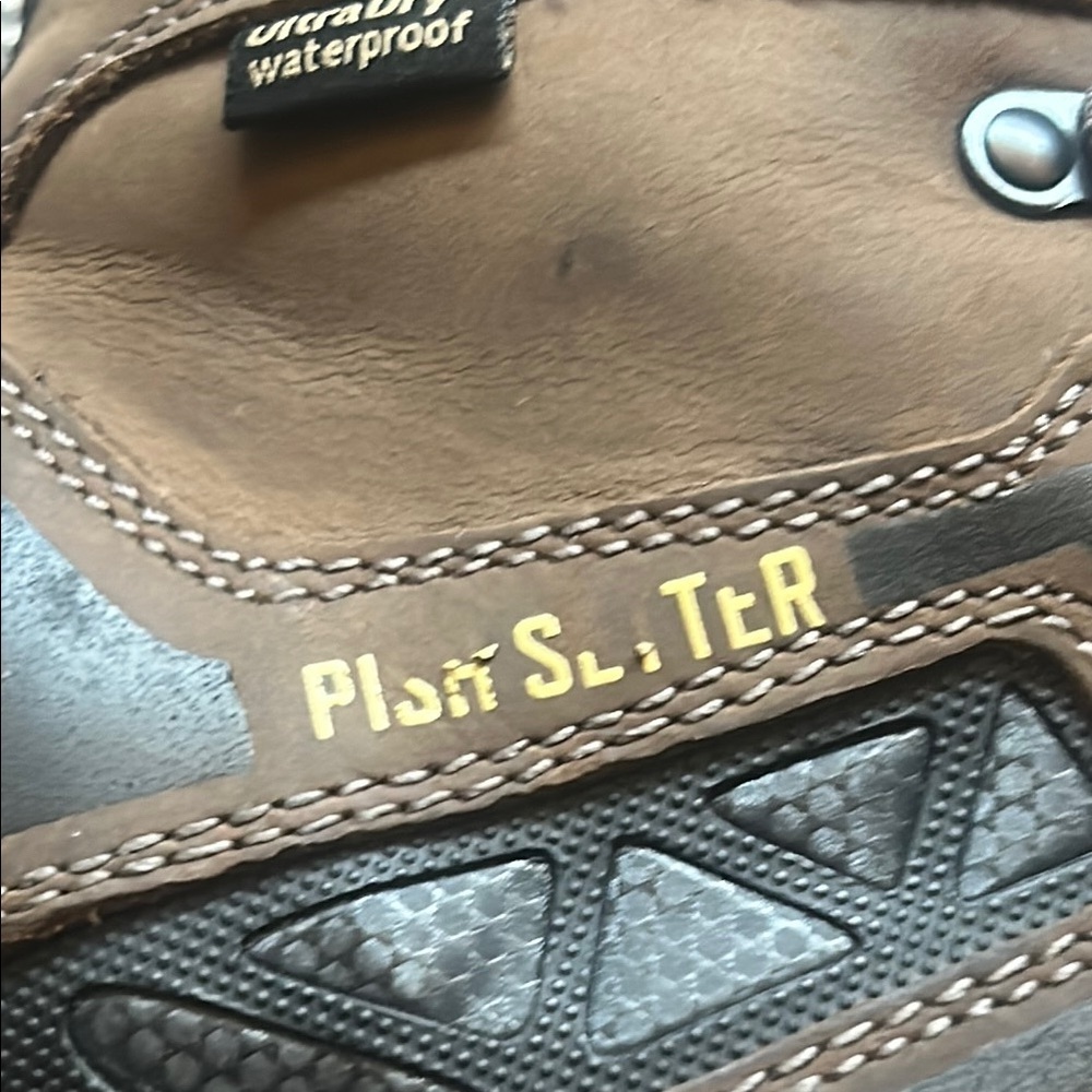Women’s Brown Hiking Boots - Picture 7 of 15